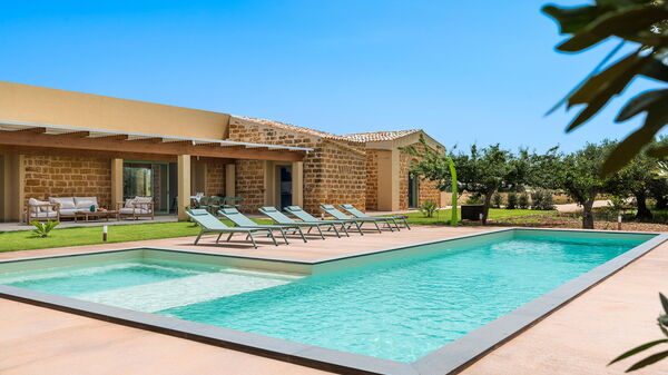 Villa Cavalè: all'aperto, Esterni, Piscina