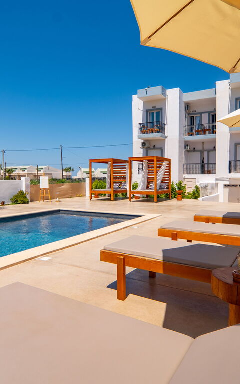 Christianna Apartments: all'aperto, Esterni, Piscina