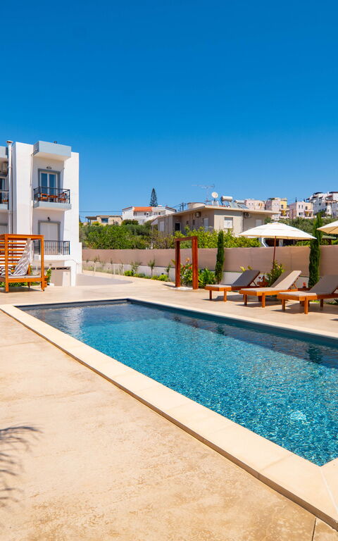 Christianna Apartments: all'aperto, Esterni, Piscina