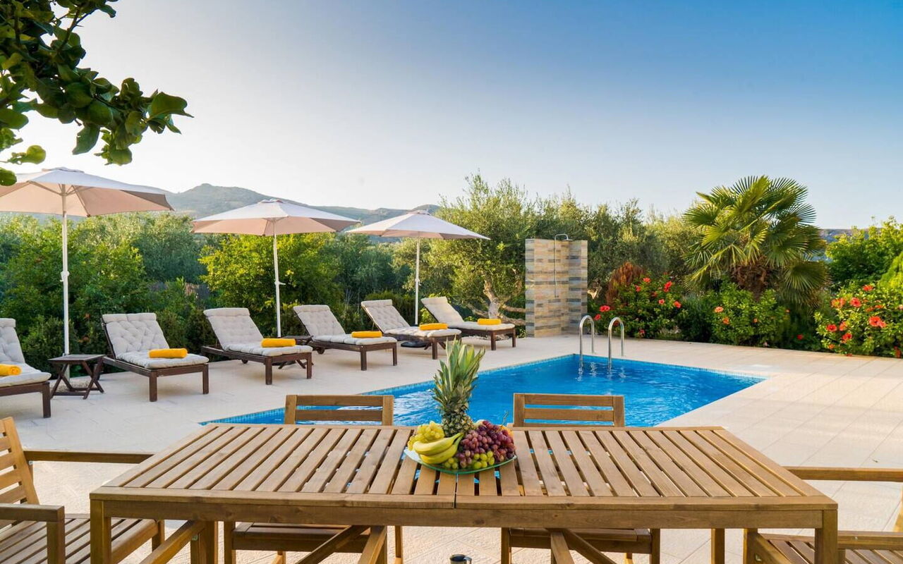 Villa Aetheria: all'aperto, Balcone / Terrazza / Patio, Esterni, Piscina