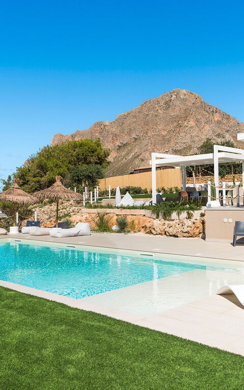 Villa Castalia: all'aperto, Esterni, Giardino, Piscina, Vista Panoramica