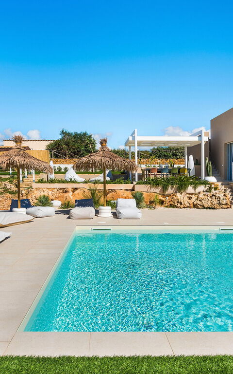 Villa Castalia: all'aperto, Esterni, Piscina