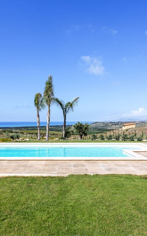 Villa Erakle: all'aperto, Esterni, Giardino, Piscina, Vista Panoramica