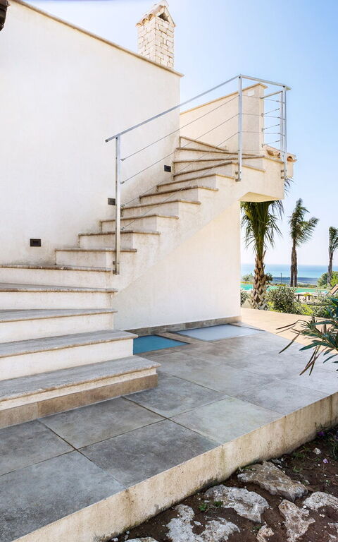 Villa Erakle: all'aperto, Esterni