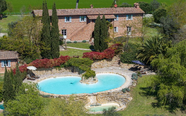 Casale Delle Mele: Esterni, Piscina, Vista Panoramica