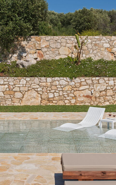 Villa Sunset: all'aperto, Giardino, Piscina