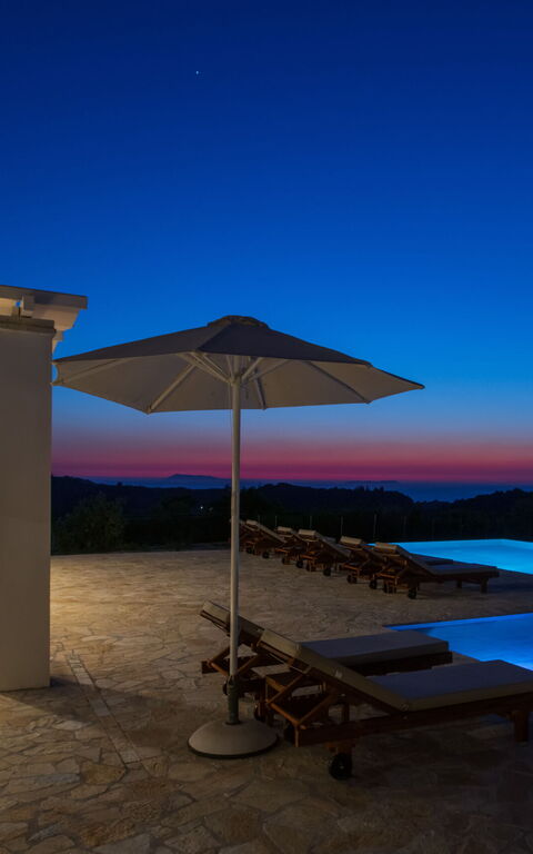 Villa Sunset: all'aperto, Esterni, Piscina, Vista Panoramica