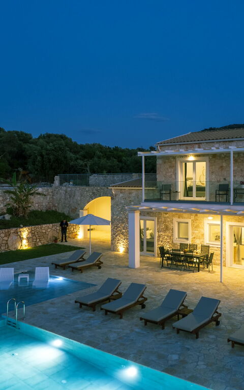 Villa Sunset: all'aperto, Esterni, Piscina