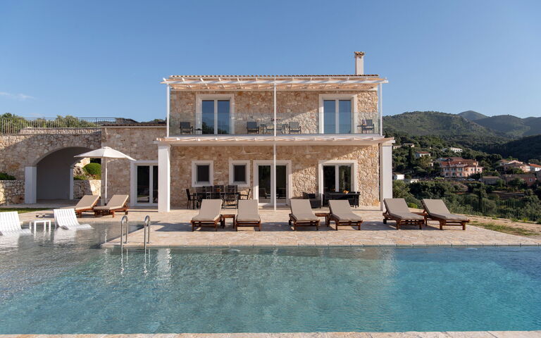 Villa Sunset: all'aperto, Esterni, Piscina