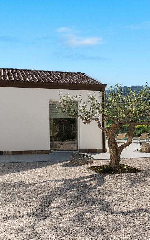 Villa Sike: all'aperto, Balcone / Terrazza / Patio, Esterni