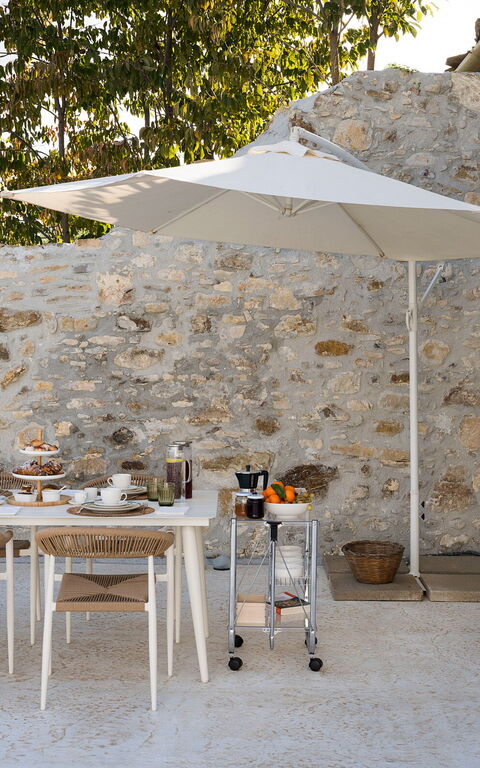 Villa Sike: all'aperto, Balcone / Terrazza / Patio, Esterni