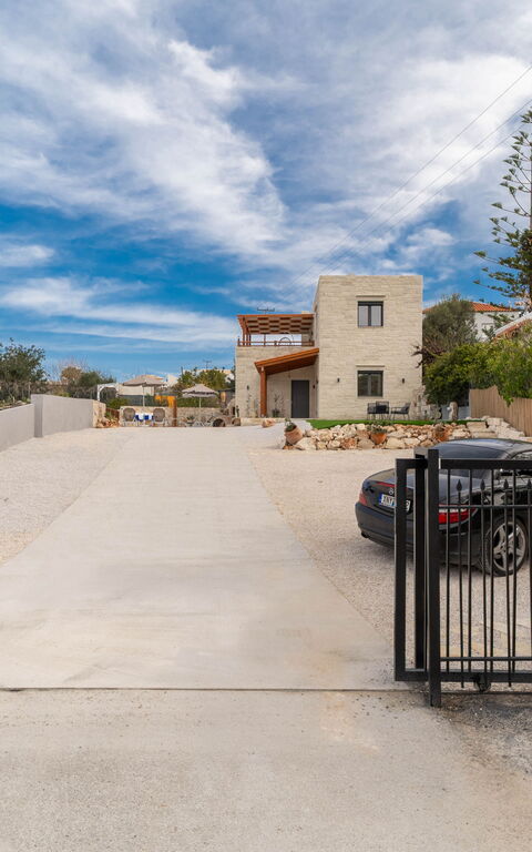 Villa Blini: all'aperto, Entrata Principale, Esterni