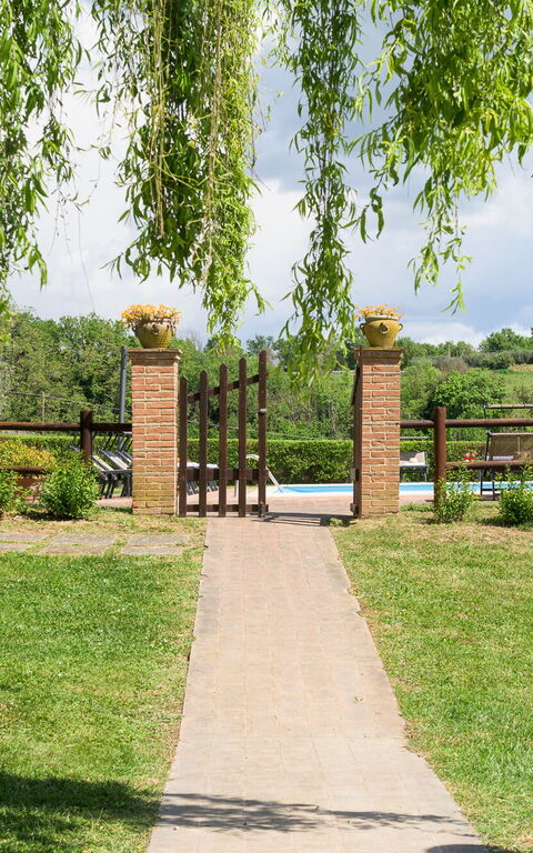 Villa la Contea: all'aperto, Esterni, Giardino, Vista Panoramica