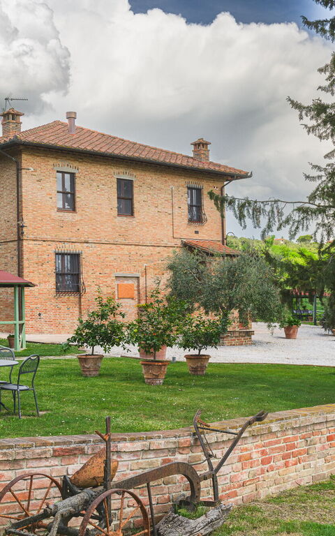 Villa la Contea: all'aperto, Esterni, Giardino