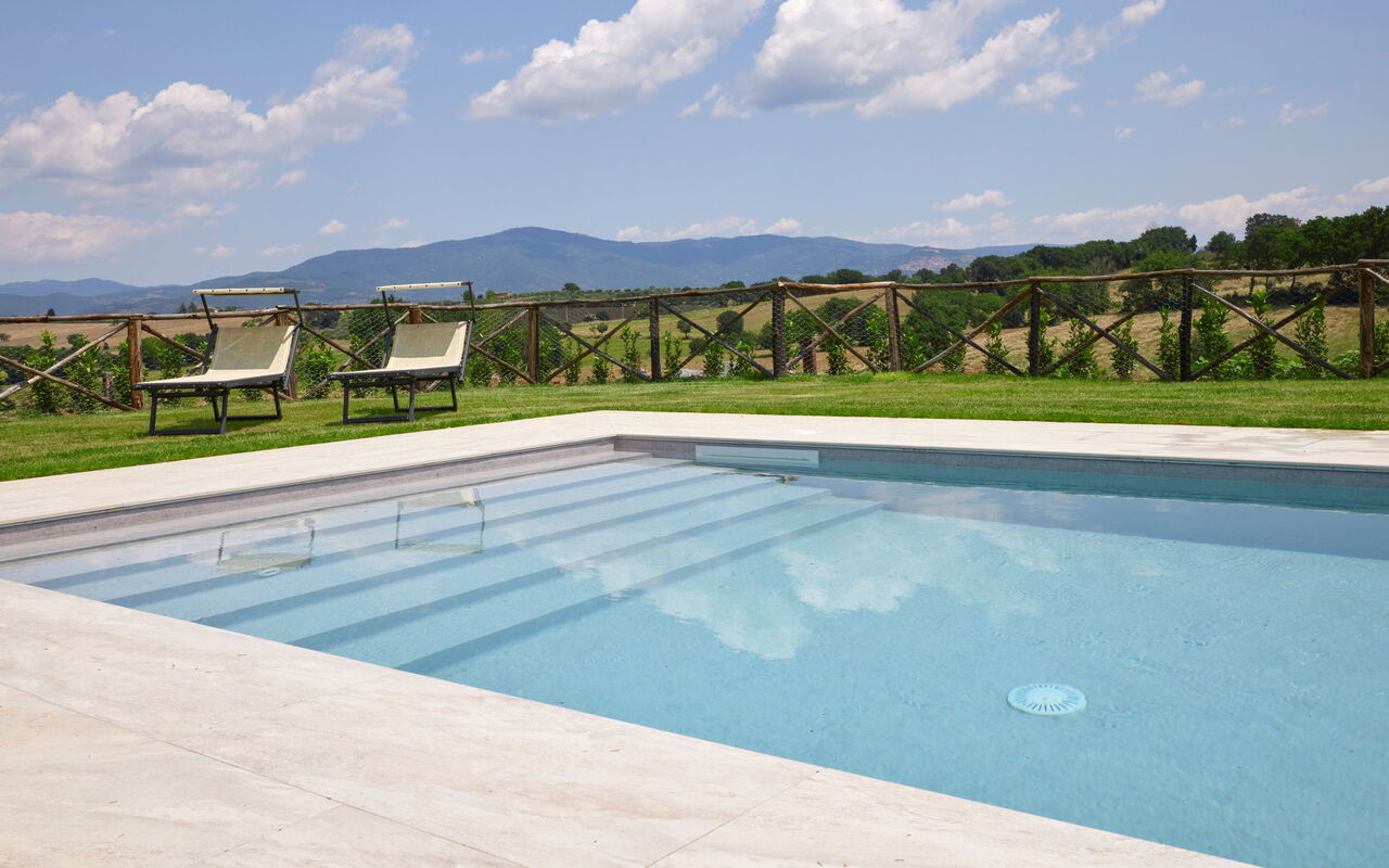 Villa Vigneto: all'aperto, Esterni, Giardino, Piscina, Vista Panoramica