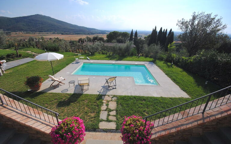 Villa Le Corchie: all'aperto, Esterni, Giardino, Piscina