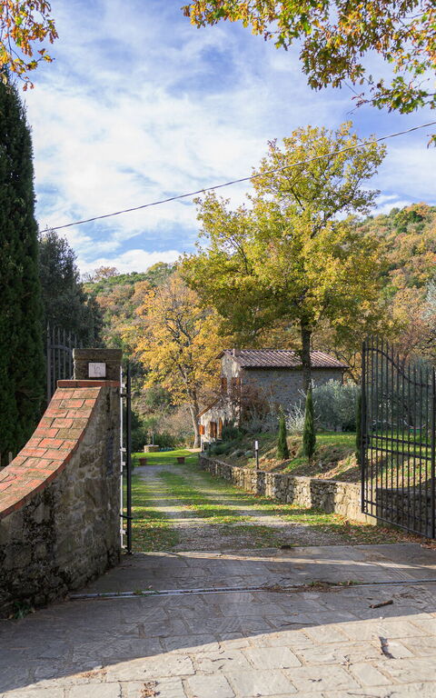 Casale Montanare: Entrata Principale