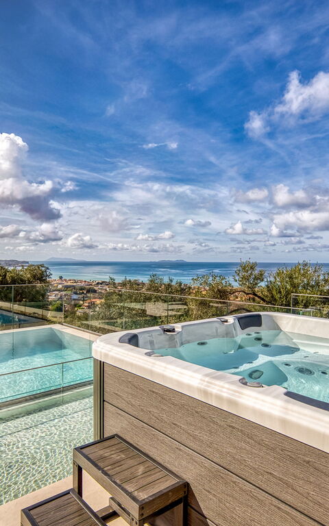 Villa Dominante: all'aperto, Esterni, Idromassaggio, Piscina, Vista Panoramica