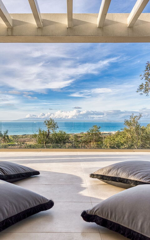 Villa Dominante: all'aperto, Balcone / Terrazza / Patio, Esterni, Vista Panoramica