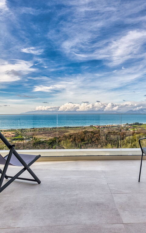 Villa Dominante: all'aperto, Balcone / Terrazza / Patio, Esterni, Vista Panoramica