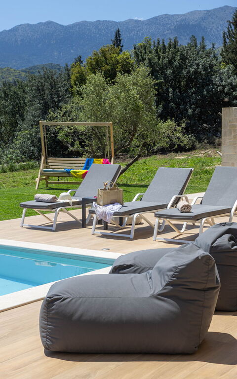Villa Orientem Bis: all'aperto, Esterni, Giardino, Piscina, Vista Panoramica