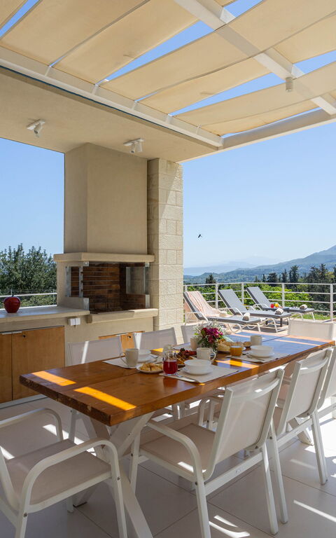 Villa Orientem Bis: all'aperto, Esterni, Giardino, Piscina, Vista Panoramica