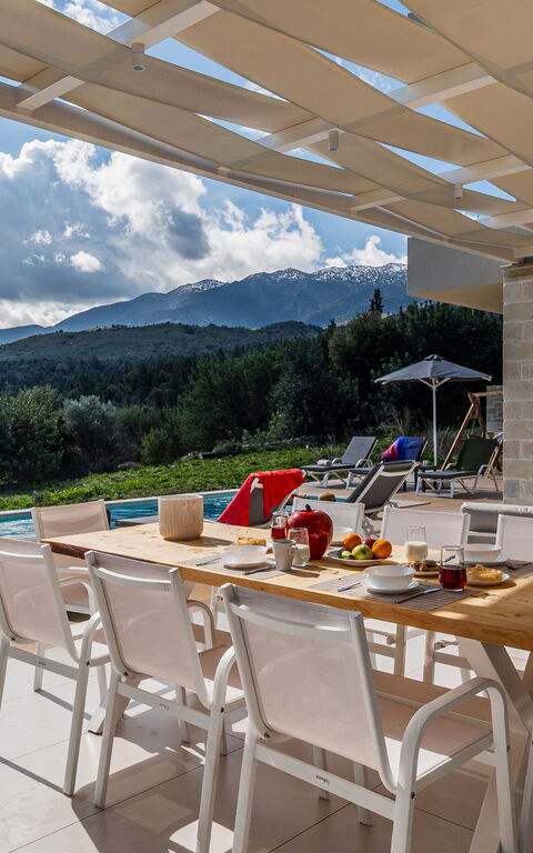 Villa Orientem Bis: all'aperto, Balcone / Terrazza / Patio, Esterni, Piscina, Vista Panoramica