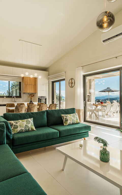 Villa Orientem Bis: Cucina, Sala da pranzo, Soggiorno