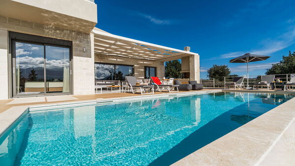 Villa Orientem Bis: all'aperto, Estate, Esterni, Giardino, Piscina