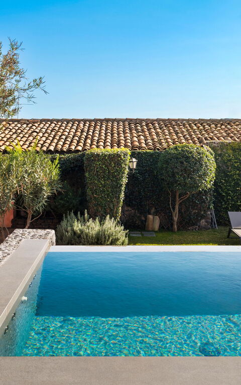 Micanera House: all'aperto, Esterni, Giardino, Piscina