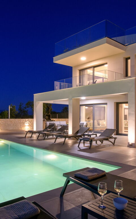 Villa Cocona: all'aperto, Esterni, Piscina