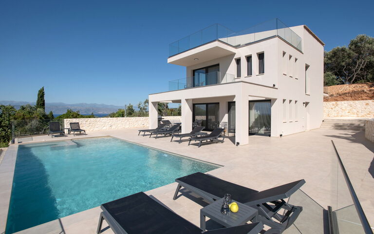 Villa Cocona: all'aperto, Esterni, Piscina