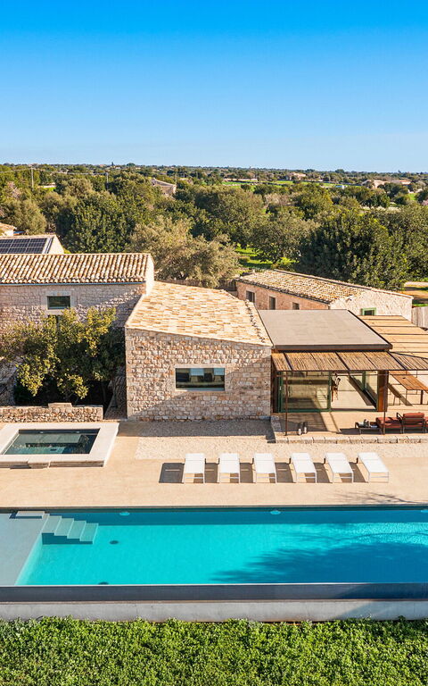 Villa Ninetta: all'aperto, Esterni, Piscina