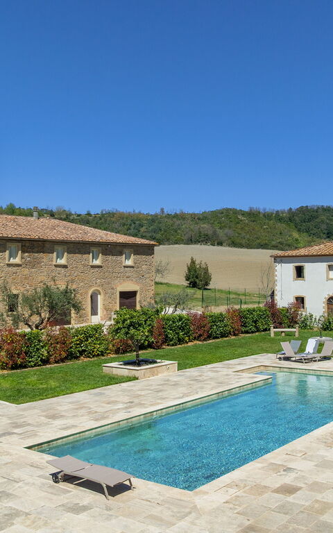 Borgo Ariano: all'aperto, Esterni