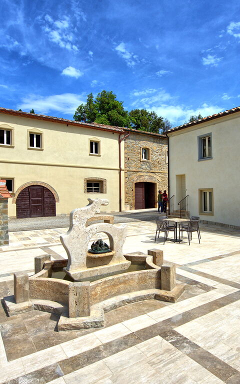 Borgo Ariano: all'aperto