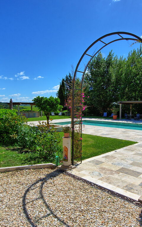 Borgo Ariano: all'aperto