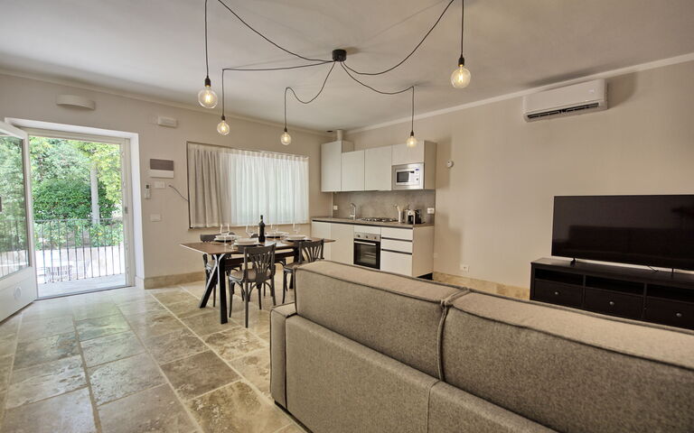 Alloggio Borgo Ariano 4: Cucina, Sala da pranzo, Soggiorno