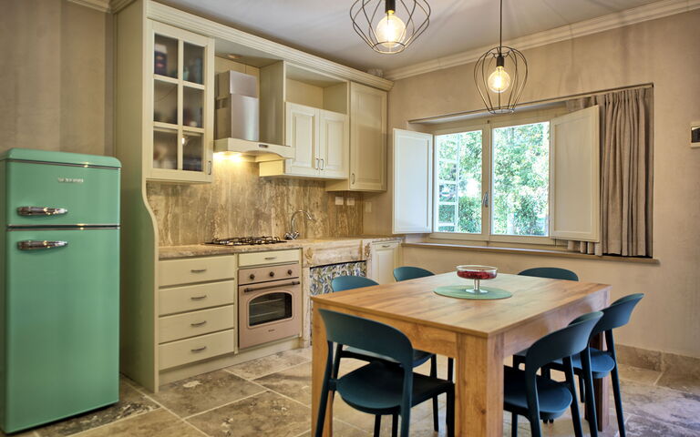 Alloggio Borgo Ariano 5: Cucina, Sala da pranzo, Soggiorno