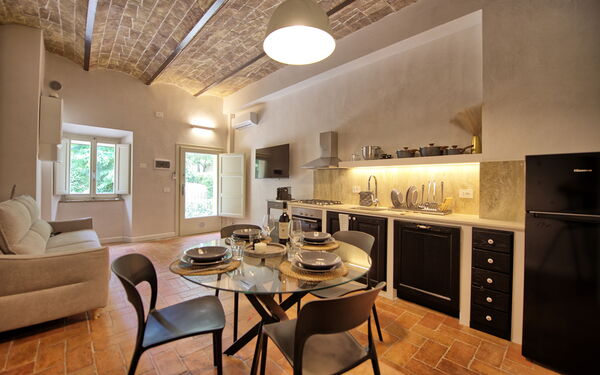 Alloggio Borgo Ariano 8: Cucina, Sala da pranzo, Soggiorno