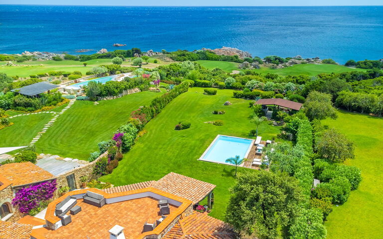 Villa Silenis: all'aperto, Esterni, Giardino, Piscina, Vista Panoramica