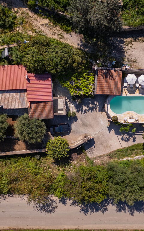 Villa Nikolas: Piscina, Vista Panoramica