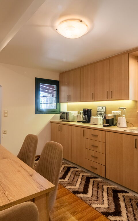 Villa Nikolas: Cucina, Sala da pranzo