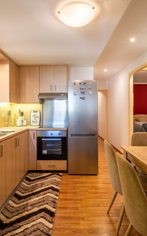 Villa Nikolas: Cucina, Sala da pranzo