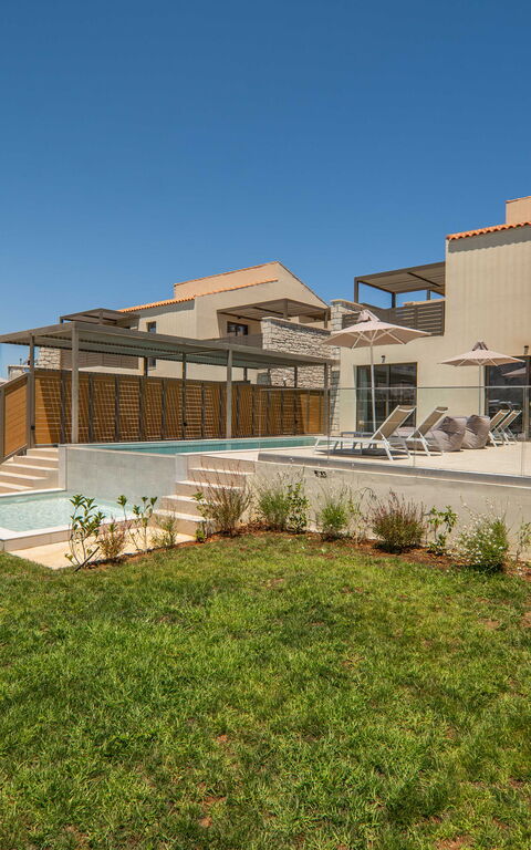 Villa Zen Chrysi: all'aperto, Esterni, Giardino, Piscina