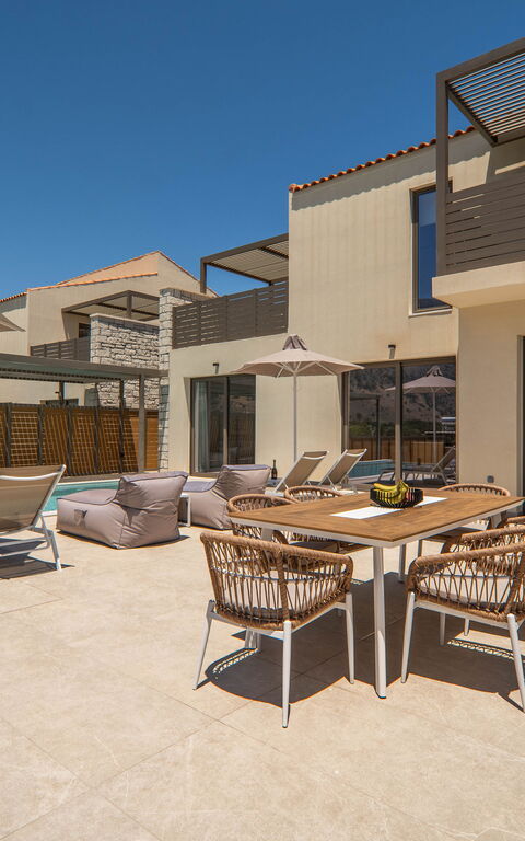 Villa Zen Chrysi: all'aperto, Balcone / Terrazza / Patio, Esterni, Piscina