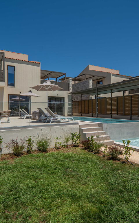 Villa Zen Aphrodite: all'aperto, Esterni, Giardino