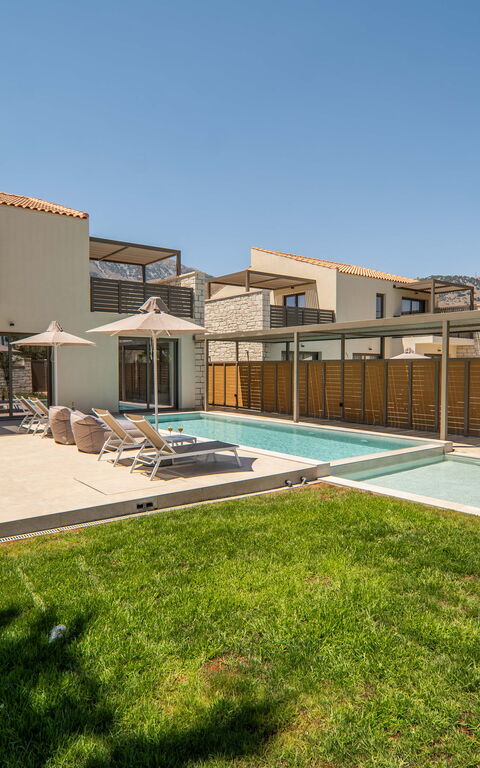 Villa Zen Hephaistos: all'aperto, Esterni, Giardino, Piscina