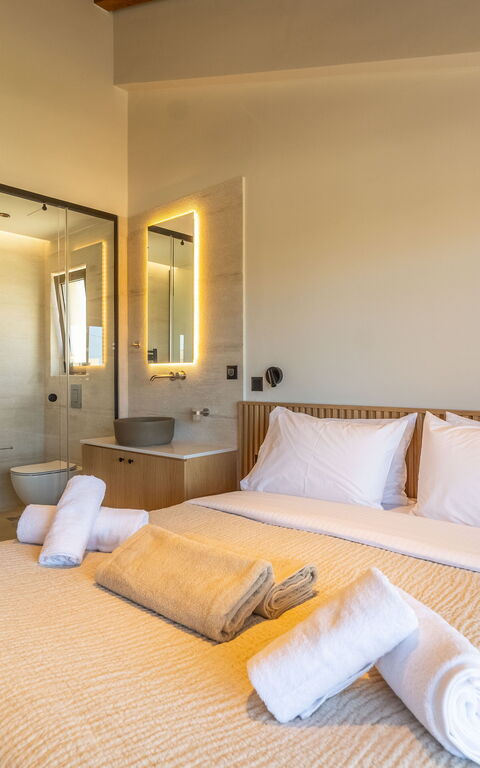 Villa Zen Hera: Bagno, Camera da letto