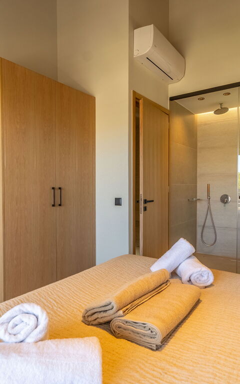 Villa Zen Hera: Bagno, Camera da letto