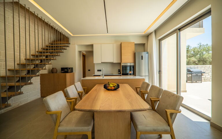 Villa Zen Hera: Cucina, Sala da pranzo, Soggiorno